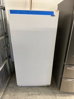 Upright Freezer