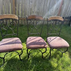 Kitchen Table 3 Chairs  for Kitchen Table FREE