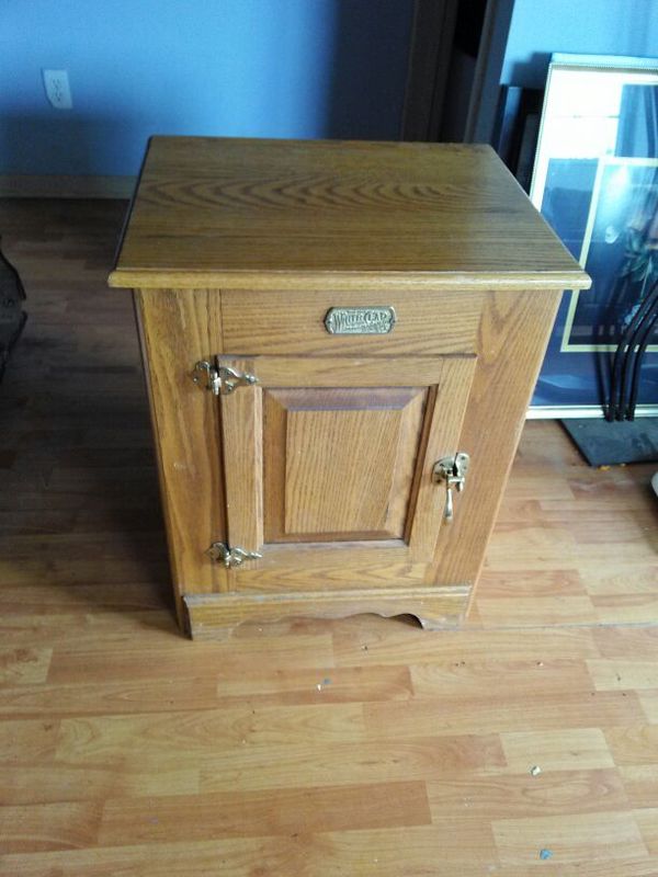 White Clad Oak reproduction Ice Box for Sale in Columbus, OH OfferUp