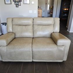 3 Piece Leather Livingroom Set