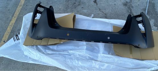 16-18 Toyota Prius Rear Bumper