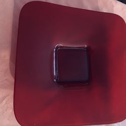 Hand Made Designer Glass plate in bright red colors Diameter 14.5inch In Excellent condition 