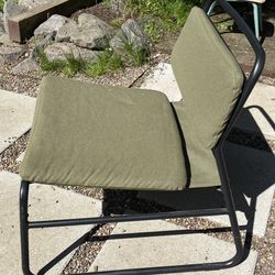 Comfy green modern chair