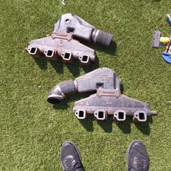 Ford Style Exhaust Manifolds With Risers For Marine Applications 