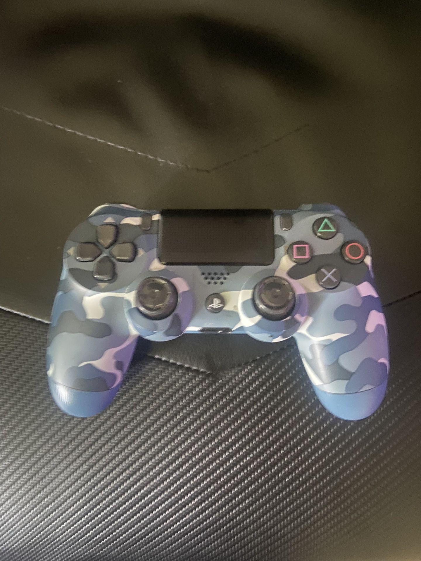 Blue Camo PS4 Controller ( Works Perfect)