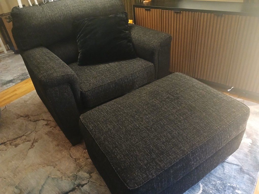 Oversized  Plush Chair And Ottoman Set