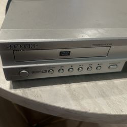 Samsung VHS And DVD Player
