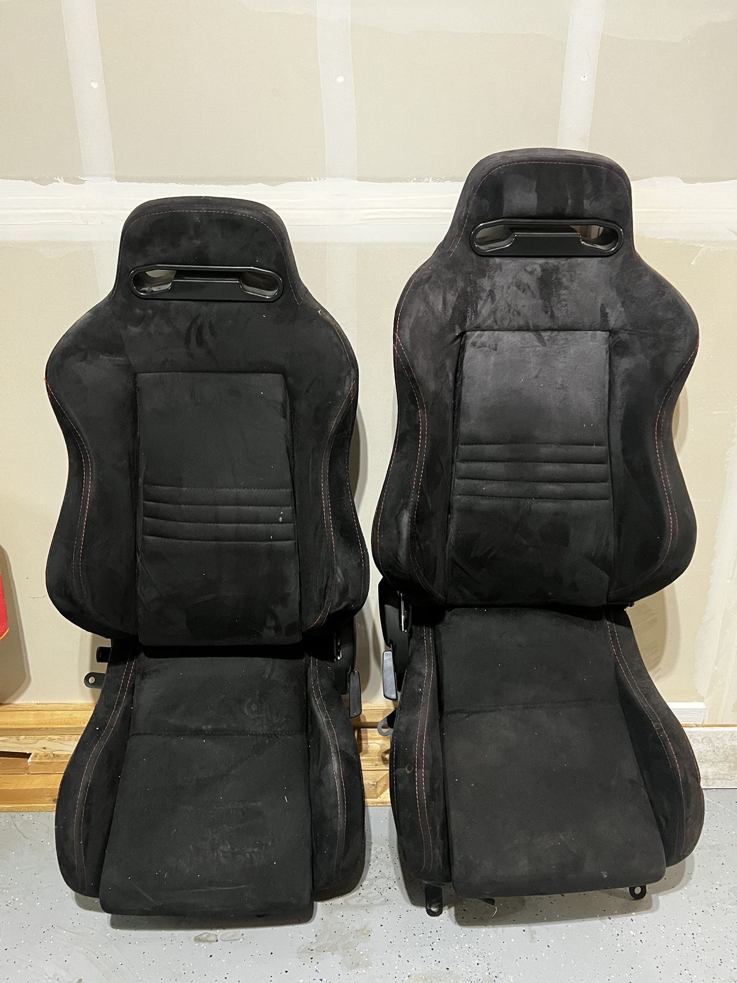 Universal Bucket Seats (04 lancer es Brackets)