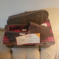 Brand New Men's Leather Slippers 