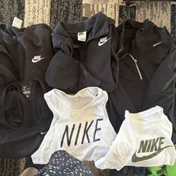 WOMENS NIKE CLOTHES SWEATSHIRT 2 lIGHT JACKETS DRI FIT SHIRT T SHIRT $4 EACH