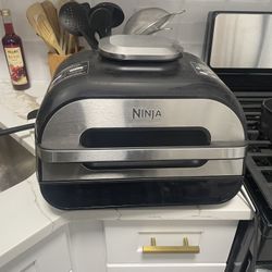 Ninja Foodi - Indoor Grill And Air Fryer