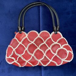Woman’s Handbag Small purse Scalloped Design BEAUTIFUL AND UNIQUE 