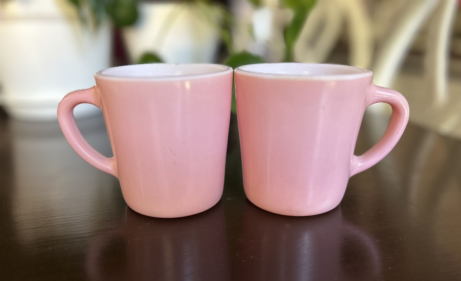 Vintage Pink Milk Glass Coffee Mugs. Circa 1950ās