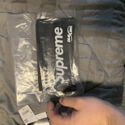 Supreme Pouch 