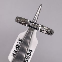 10k Diamond Band