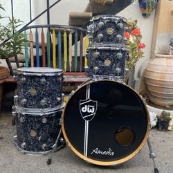 DW Collector's 2005 5pc Drum Kit All Maple Shell 22/10/12/14/16 Hand Crafted in USA