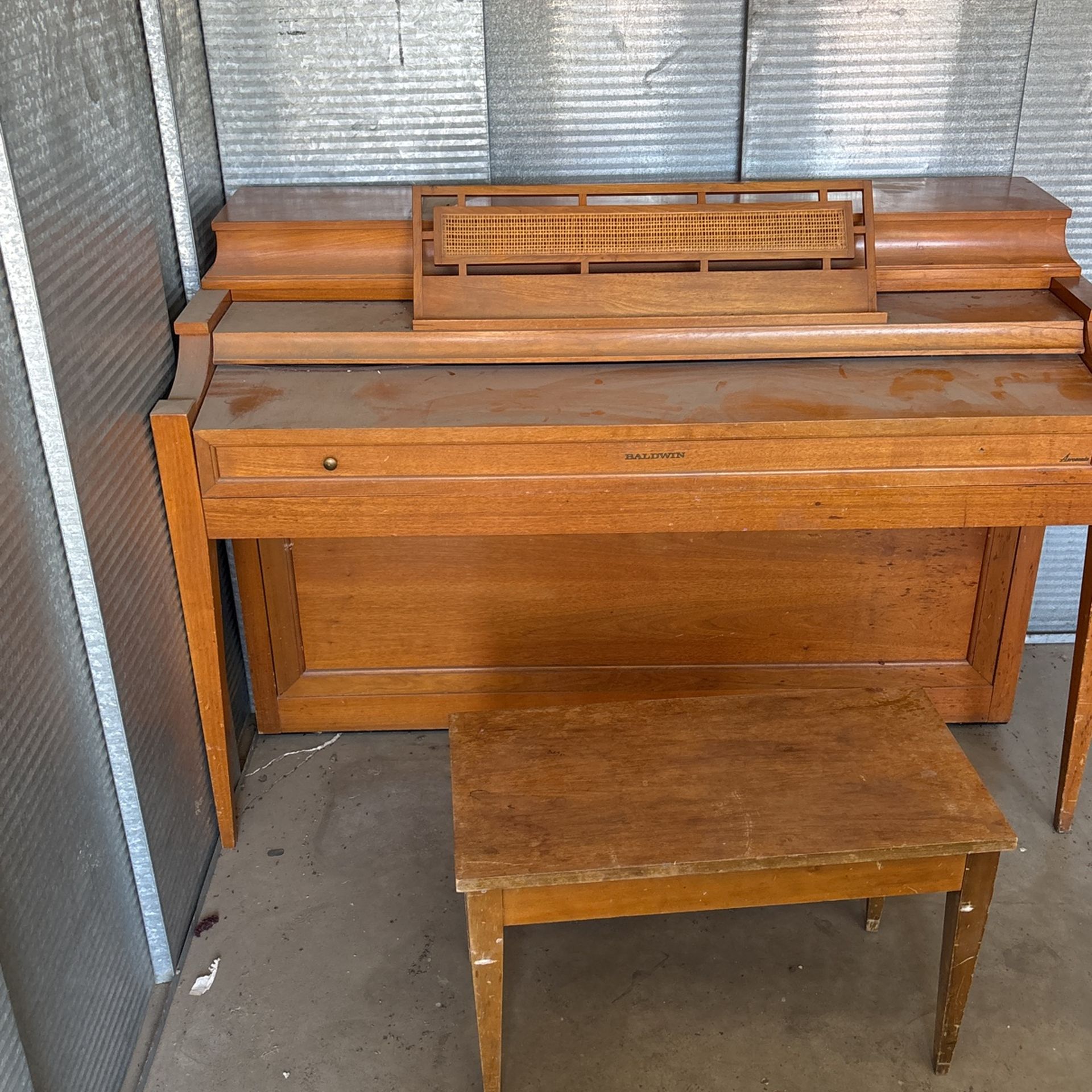 Baldwin Piano