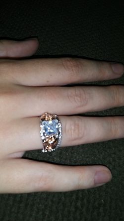 Silver, Gold and. White Sapphire ring! Size 6!
