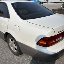 1998 Lexus ES 300