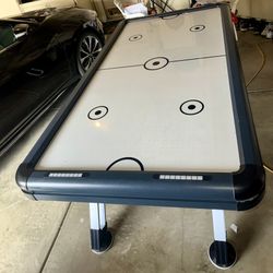 Air Hockey Table