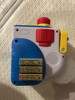 Kids book projector + 3 books