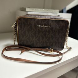 Authentic Michael Kors Jet Set Large PVC Brown Signature MK Crossbody Bags