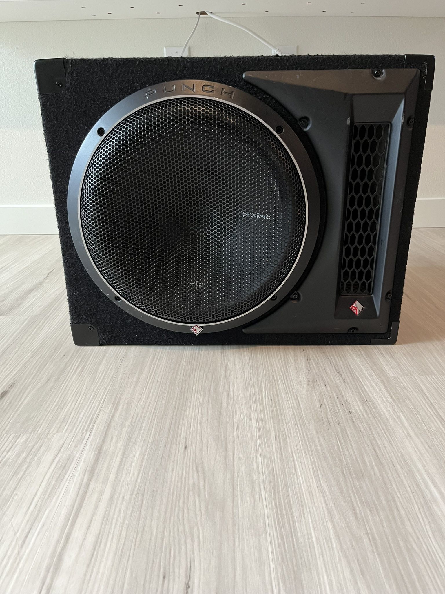 Rockford Fosgate P2 1X12 Punch Single P2 12 Loaded Enclosure