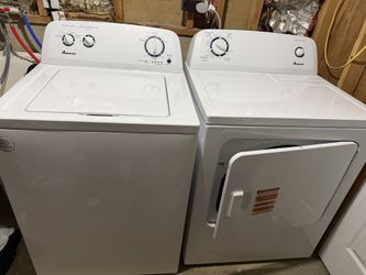 Amana washer and dryer set