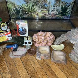 T-Rex Double Door Glass Terrarium 