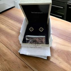 Black Ear Rings 