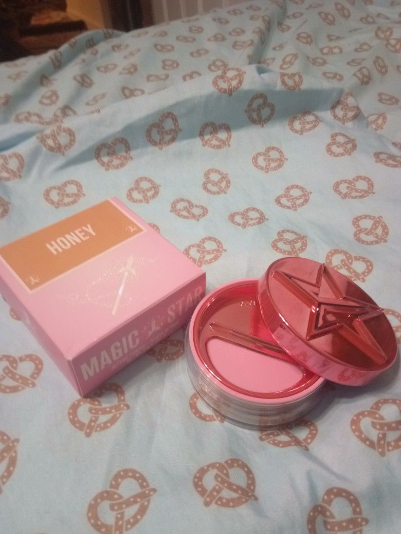 Jeffree Star Magic Star Setting Powder