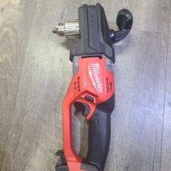 Milwaukee
M18 FUEL GEN II 18V Lithium-Ion Brushless Cordless 1/2 in. Hole Hawg Right Angle Drill (Tool-Only)
