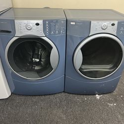 Kenmore Washer And Kenmore Eléctric Dryer