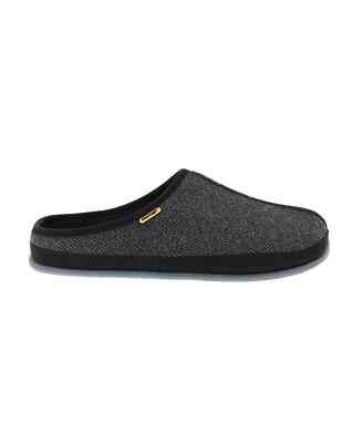 New With Tags Deer Stags Wherever Slippers 9M $25 OBO