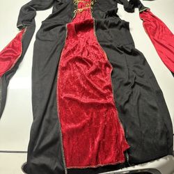 Red Heart ♥️ queen Halloween dress costume with collar