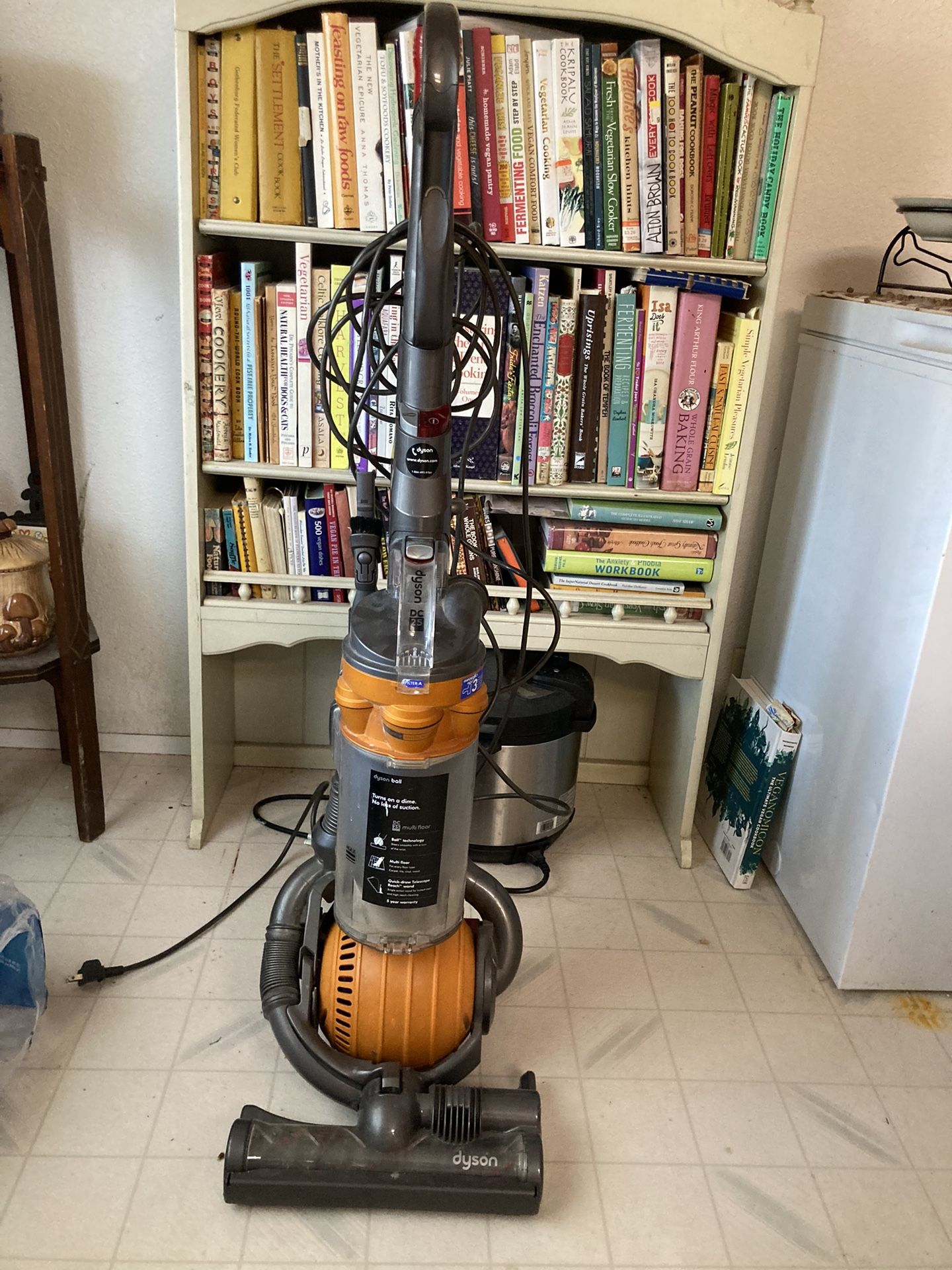 Dyson DC25 Vacuum