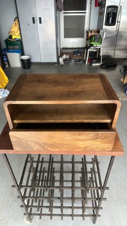 Floating nightstand