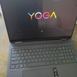 Lenovo Yoga 7i & Bose BT Speaker