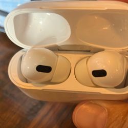 AIRPODS WORK GREAT NEW