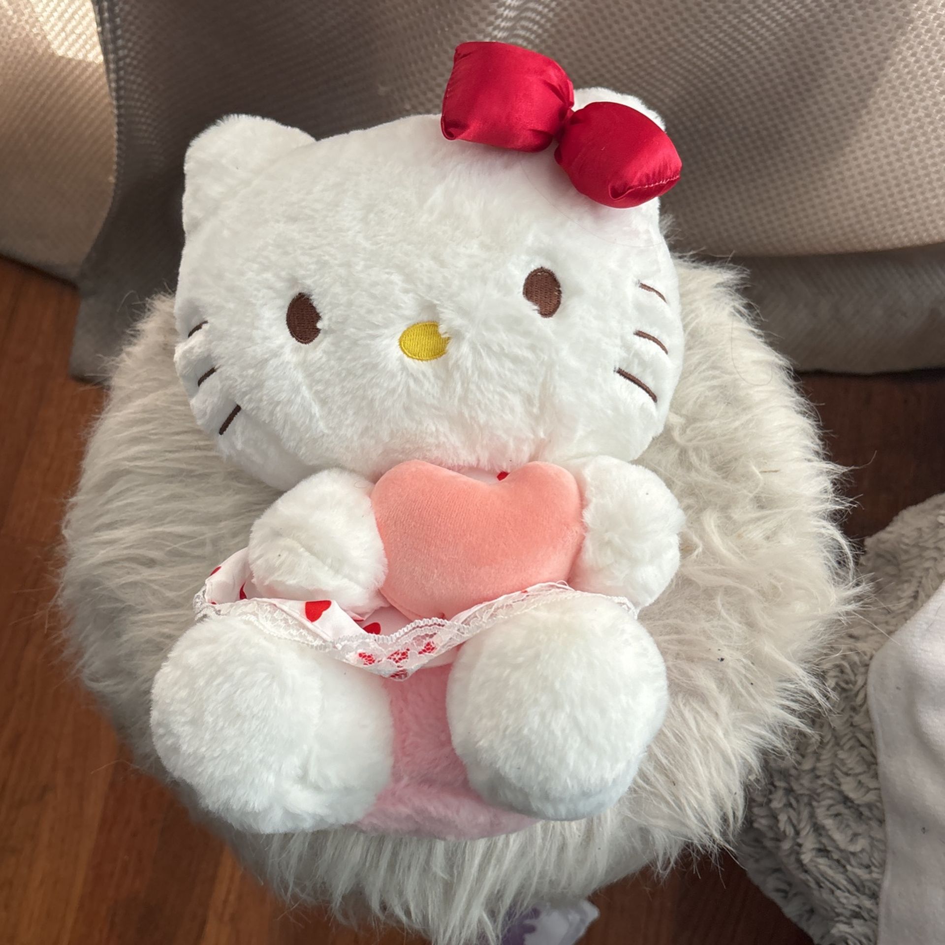 Hello Kitty Plushie