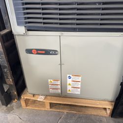 Package Unit Air Conditioner/furnace