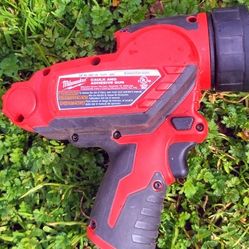 Milwaukee M12 Cordless Caulk and Adhesive Gun  (**TOOL Only**)(No Batt)