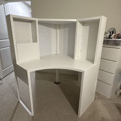 Like New ikea MICKE Desk