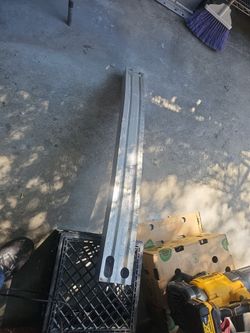 Rear reinforstment bar toyo camary 12 to 17