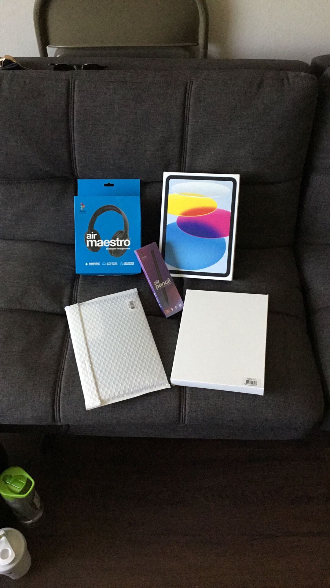 Apple Tablet (10th Generation, 256 GB)