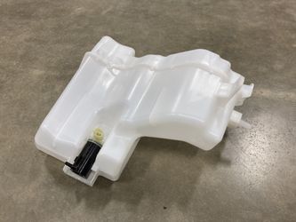 2019 / 2023  Nissan Altima Wiper Washer Reservoir Oem