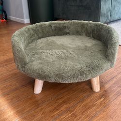 Brand New Dog/cat Bed Never used 
