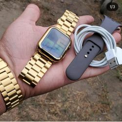 Nike Edition IOS 26 apple watch Nike edition Stamp Below. Is 64GB Unlocked. Come with original chatter. $280! Firm all gold custom