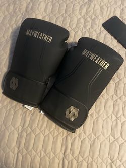 Mayweather 16 oz gloves