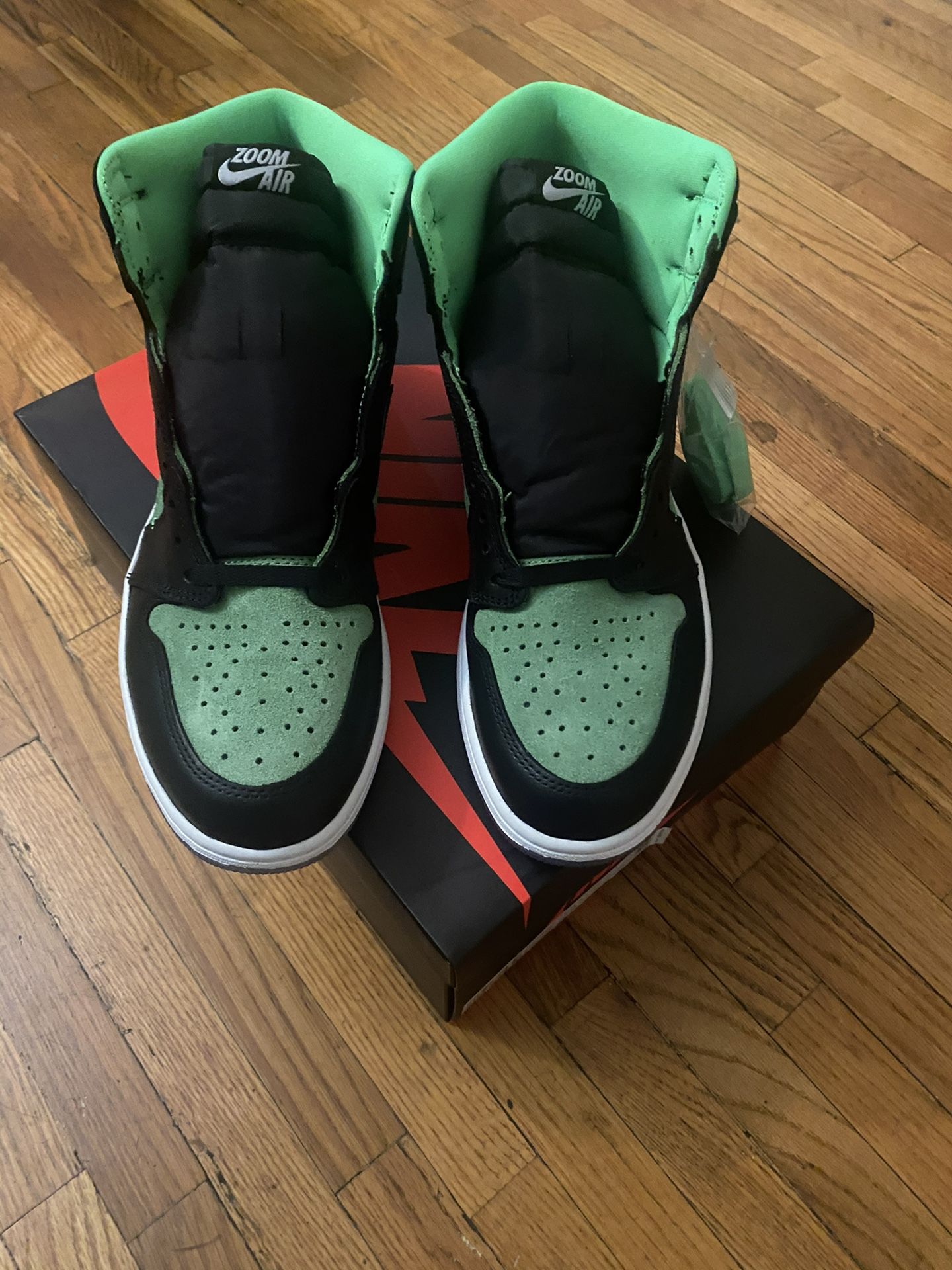 Jordan 1 High Zoom Air Zen Green size 9.5